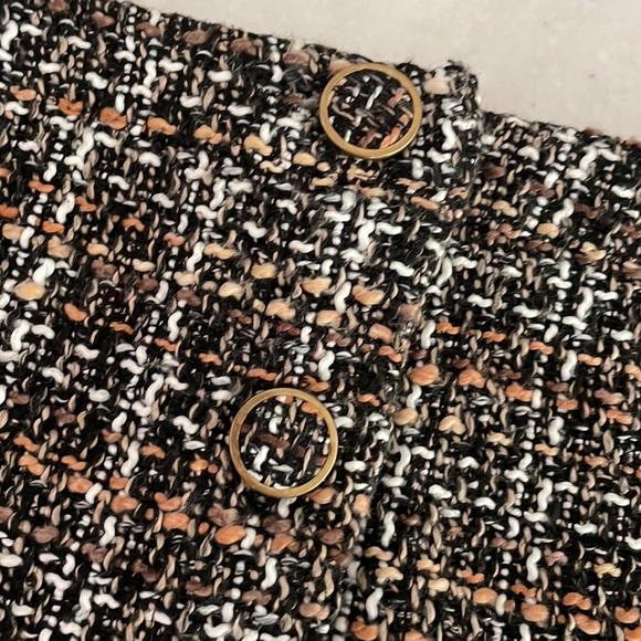 Fall tweed skirt - Picture 2 of 4